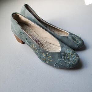Bridgerton Maomao Fairy Embroidered Floral Shoes Wmn 8.5 Green Heel Cottagecore